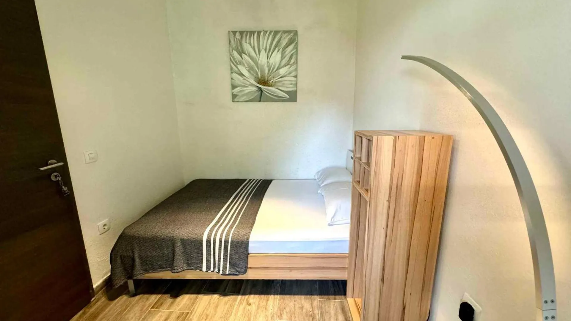 Apartment In Dramalj 44160