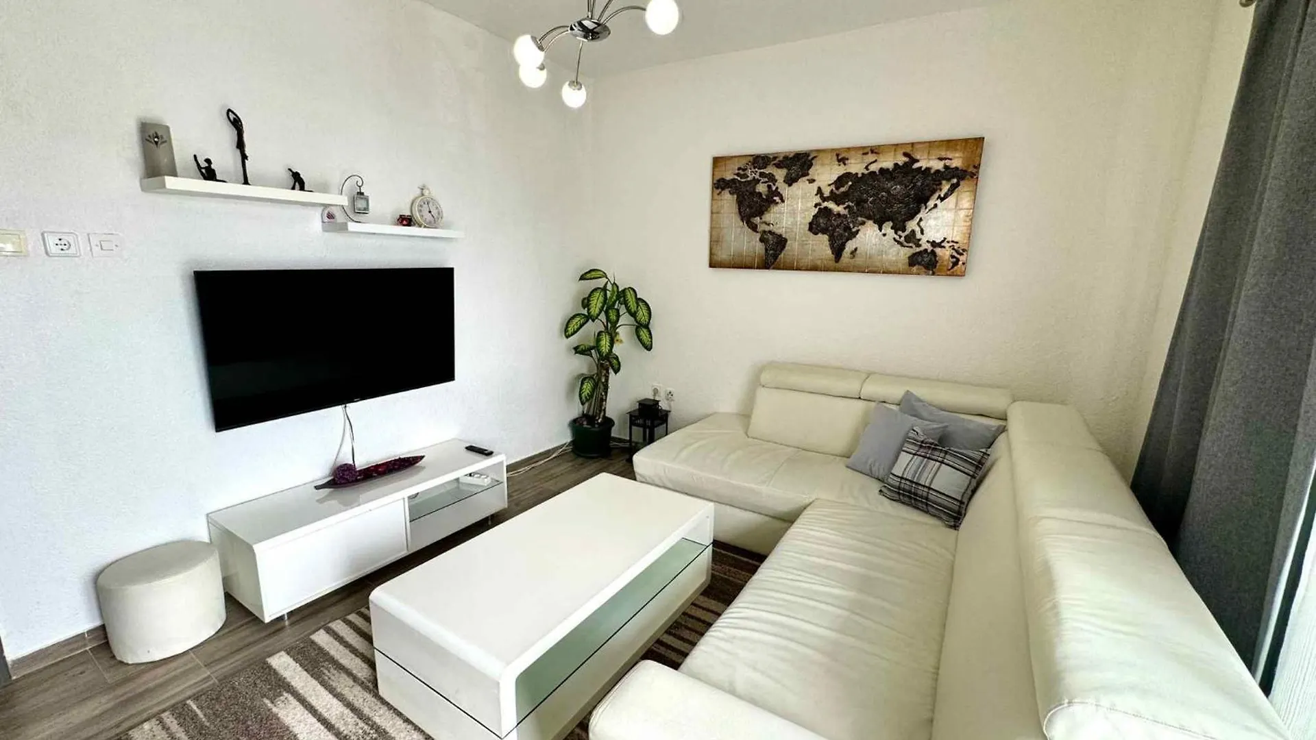 Apartment In Dramalj 44160