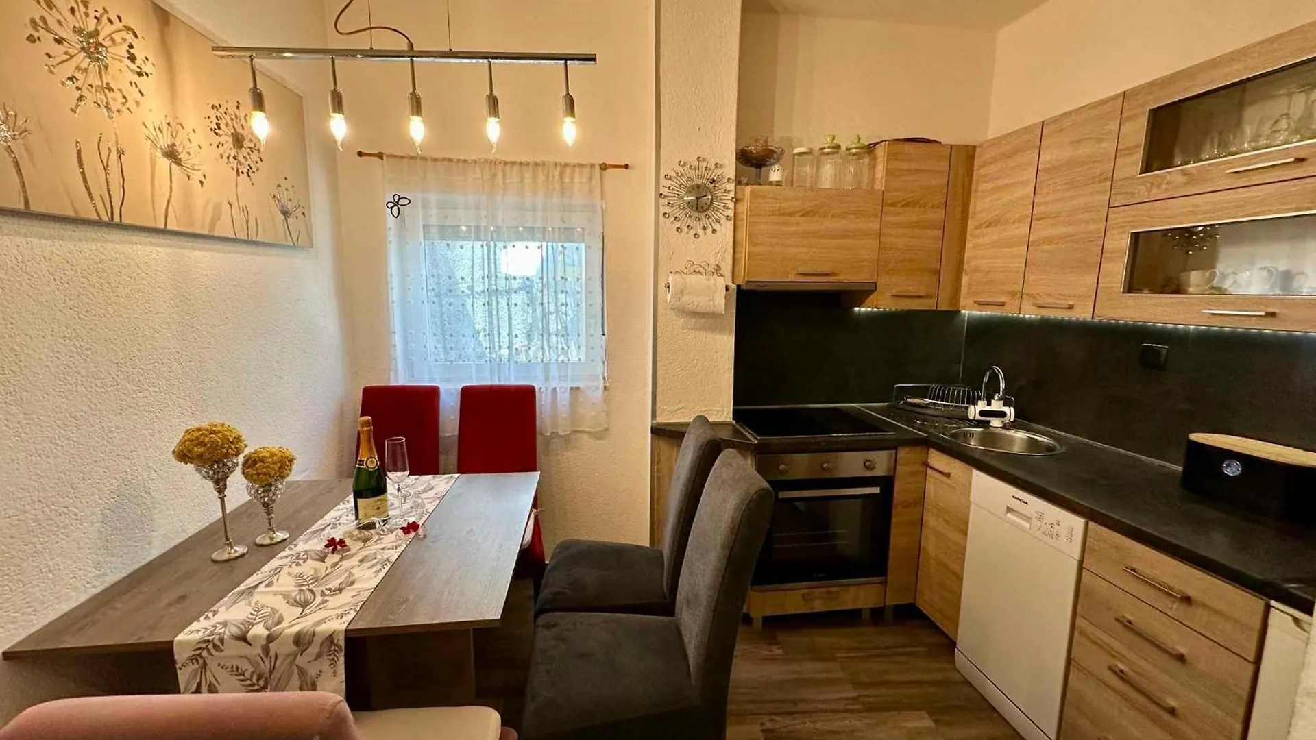 Apartment In Dramalj 44160